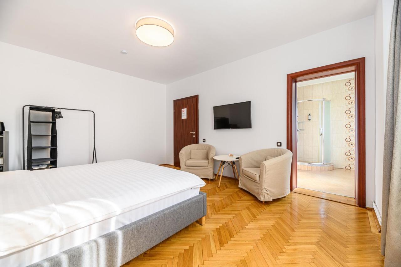 Hotel Cedrus Boutique Braszów Zewnętrze zdjęcie