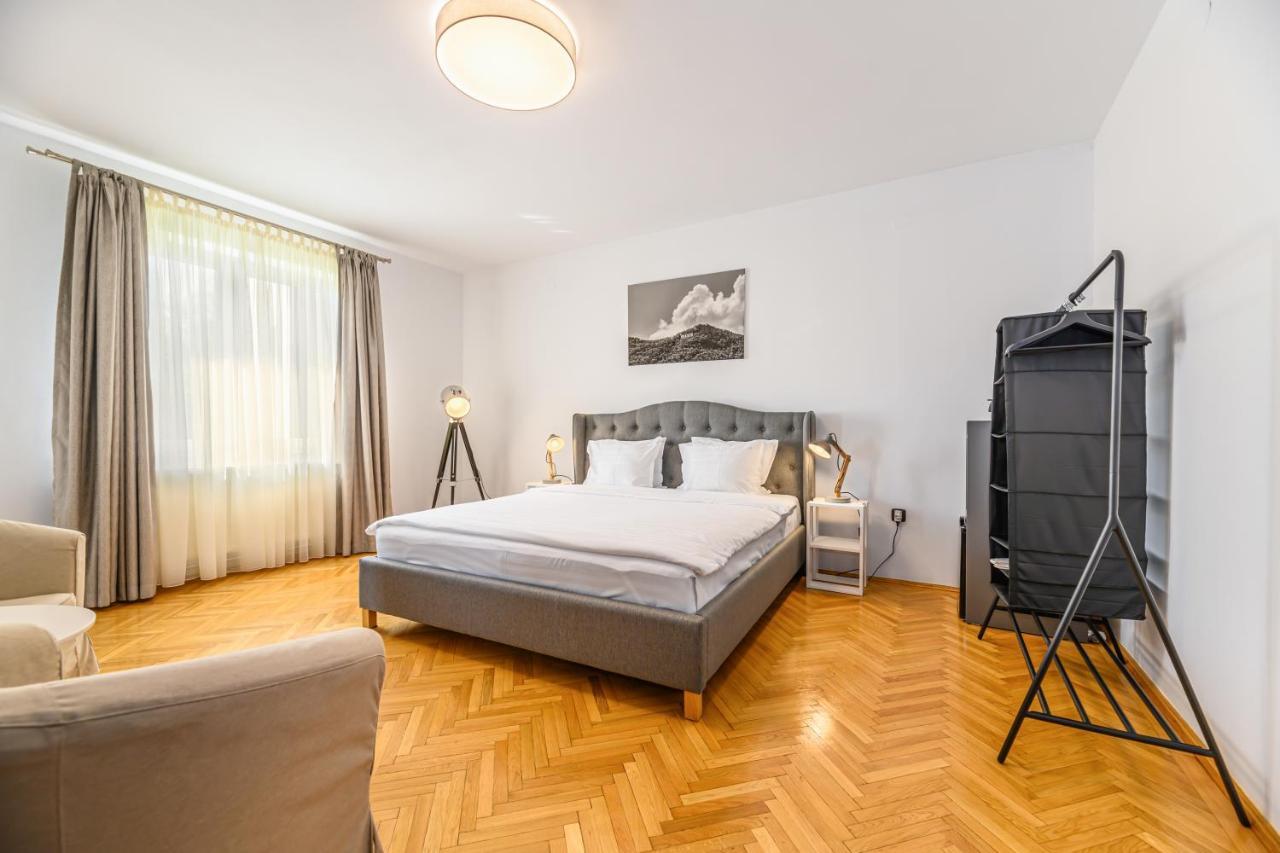 Hotel Cedrus Boutique Braszów Zewnętrze zdjęcie