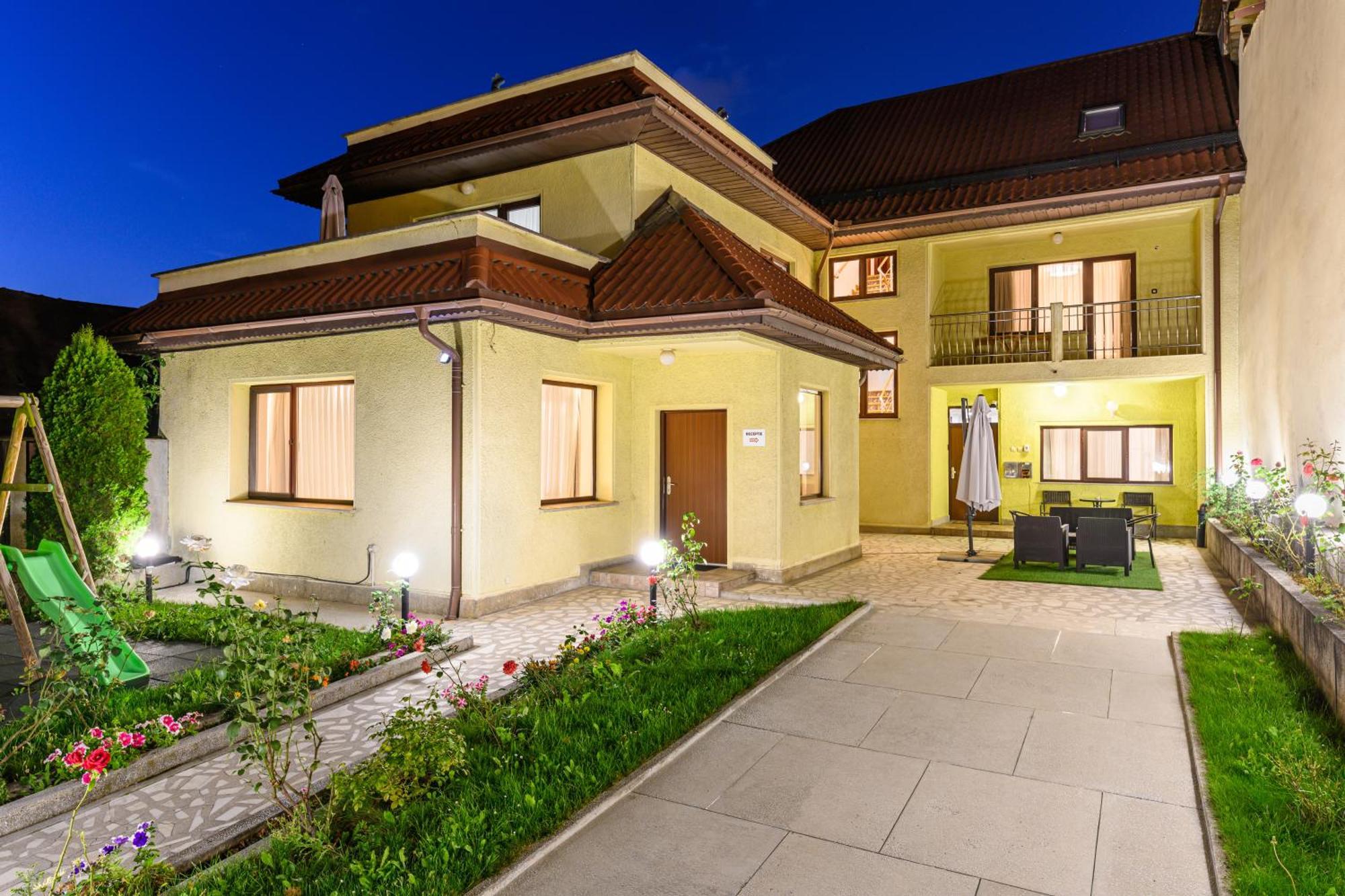 Hotel Cedrus Boutique Braszów Zewnętrze zdjęcie