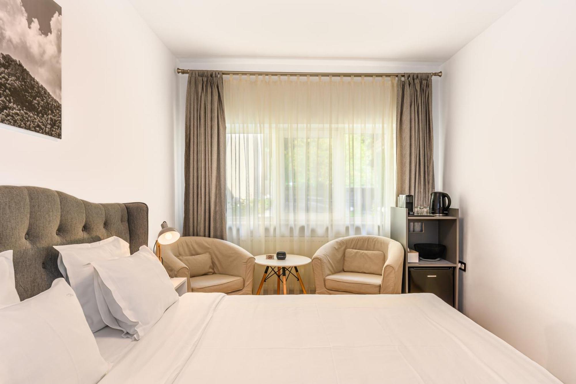 Hotel Cedrus Boutique Braszów Zewnętrze zdjęcie