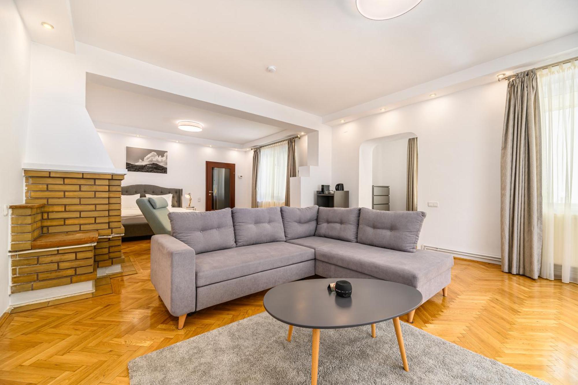 Hotel Cedrus Boutique Braszów Zewnętrze zdjęcie
