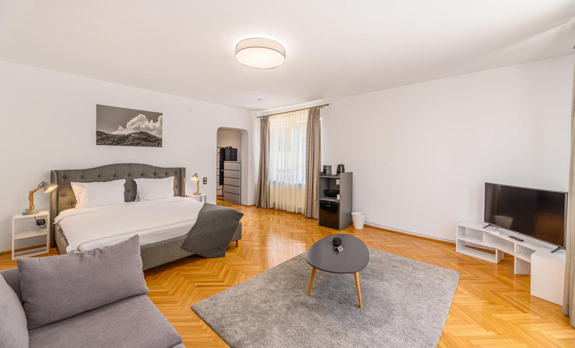 Hotel Cedrus Boutique Braszów Zewnętrze zdjęcie