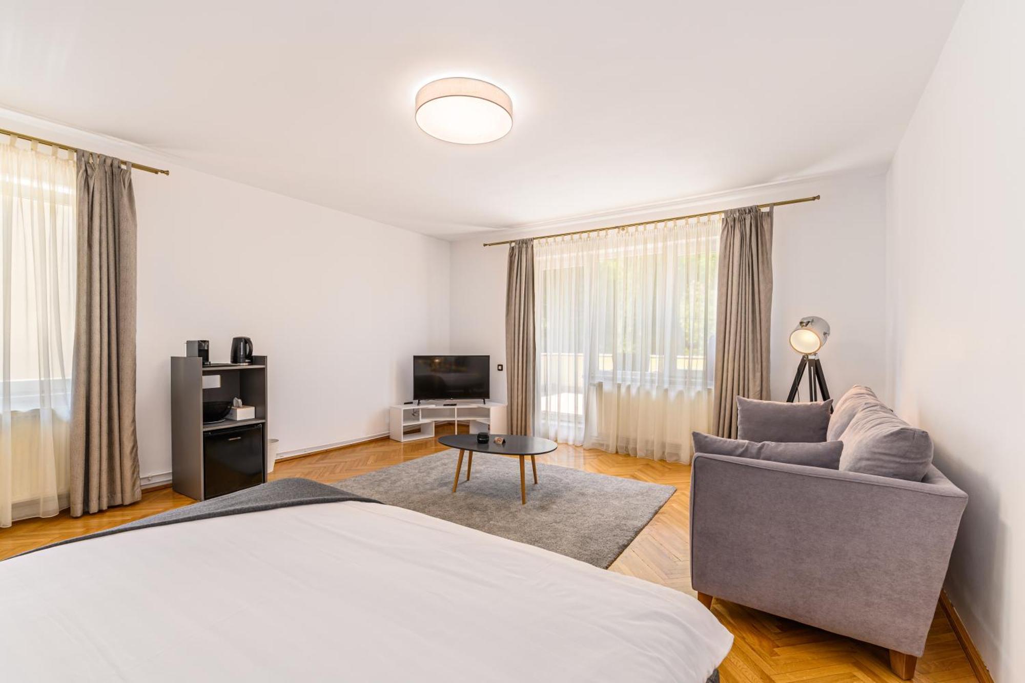 Hotel Cedrus Boutique Braszów Zewnętrze zdjęcie